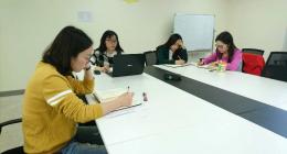 英语任务型活动在小组合作中的生成探讨